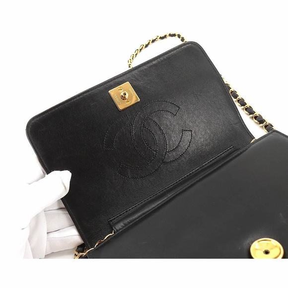 Chanel Mini Matelasse Chain Shoulder Bag Leather Black - Picture 7 of 9